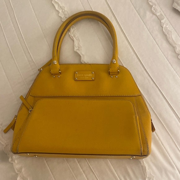 yellow kate spade purse - Picture 1 of 2